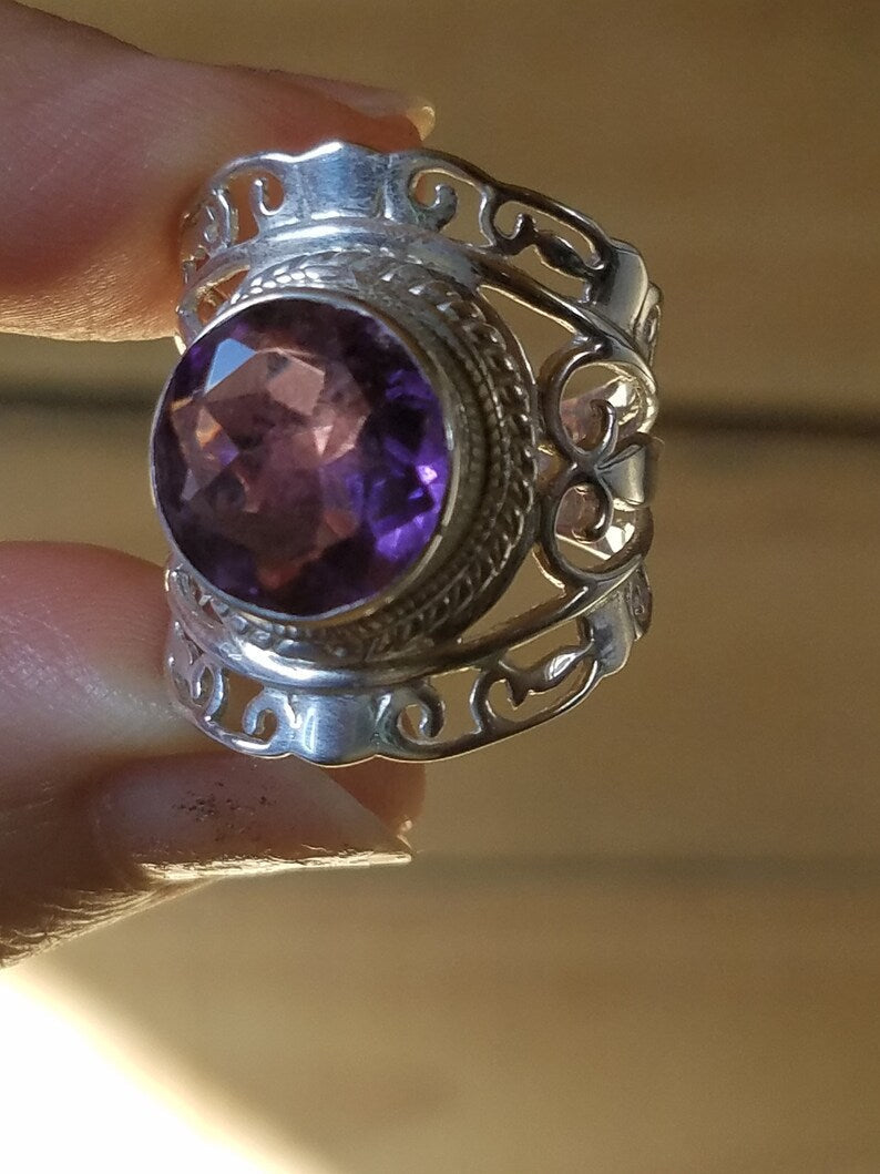 Delicate Artisan Ring