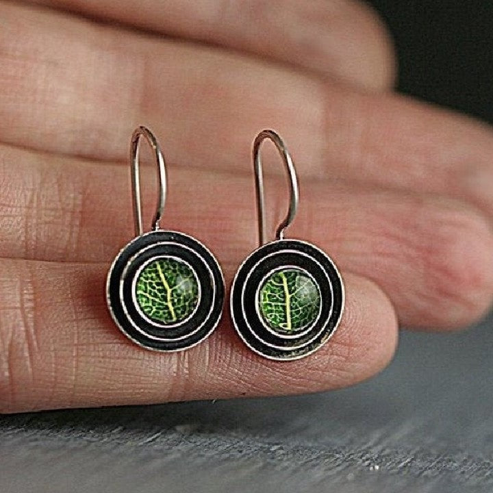 Classic Earring with Timeless Appeal