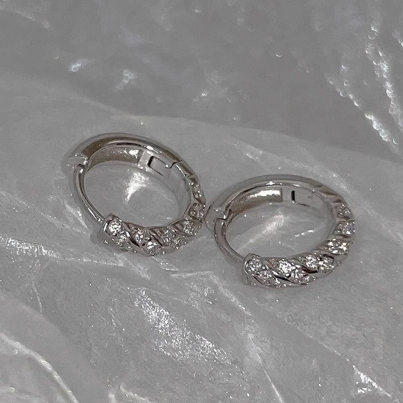 Classic Earring with Timeless Appeal