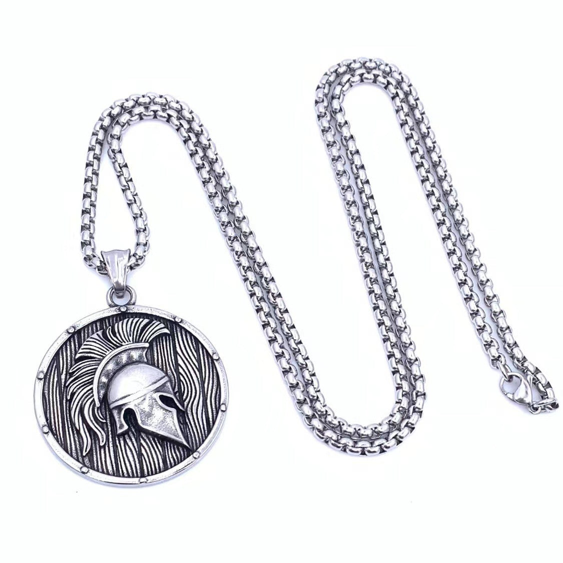 Elegant Pendant for Every Occasion