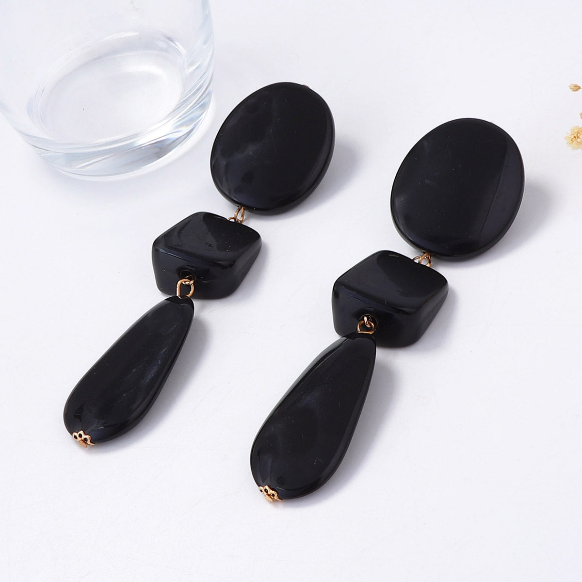 Charming Piece for Any Occasion