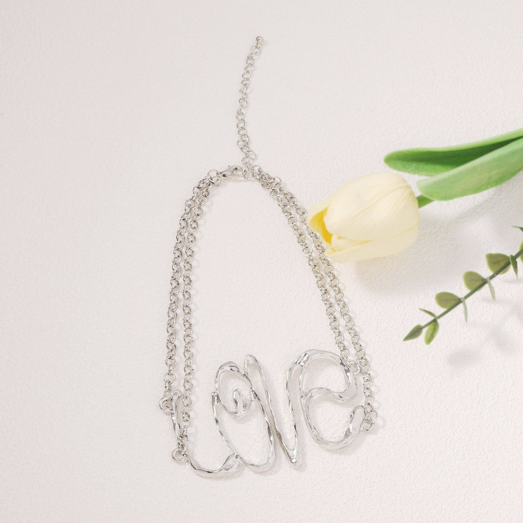 Romantic Chain for Special Moments