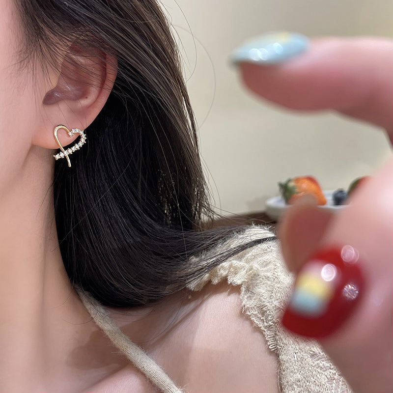 Romantic Earring for Special Moments