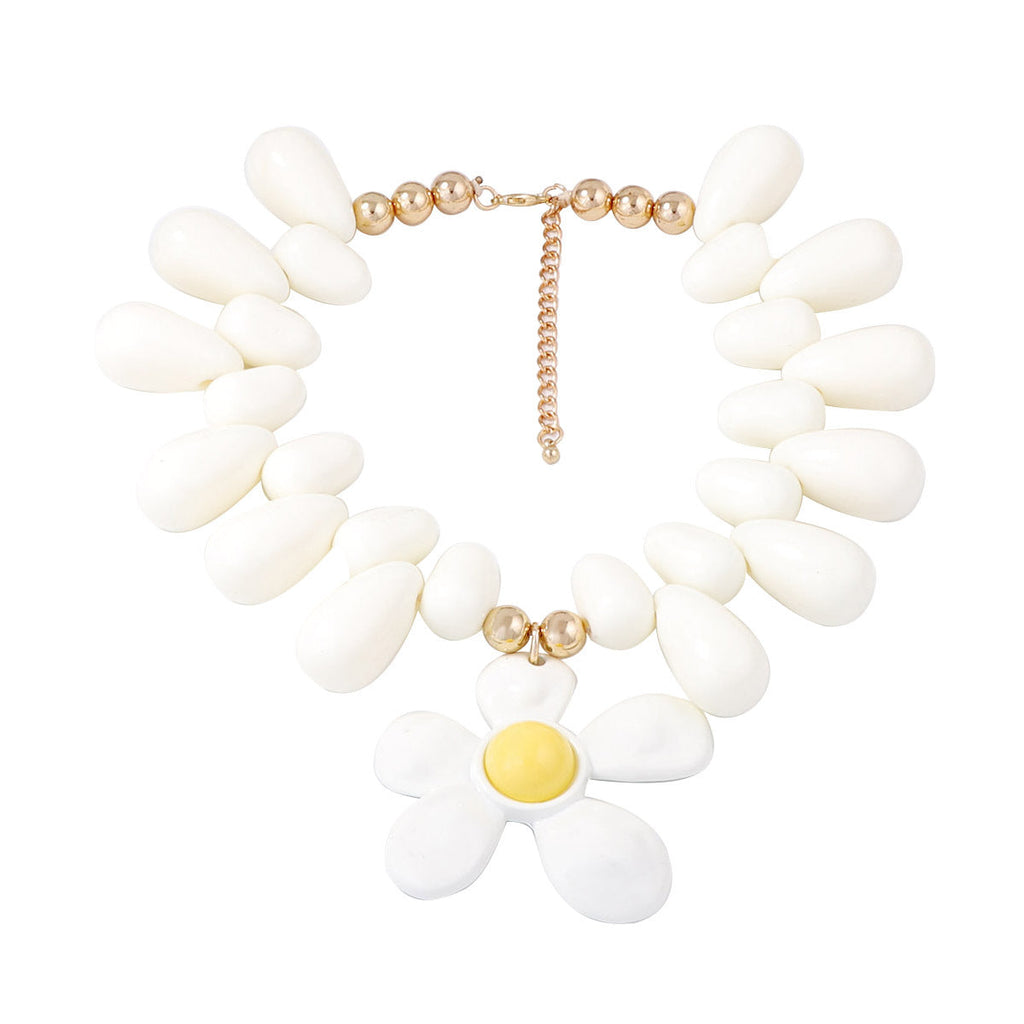 Charming Piece for Any Occasion