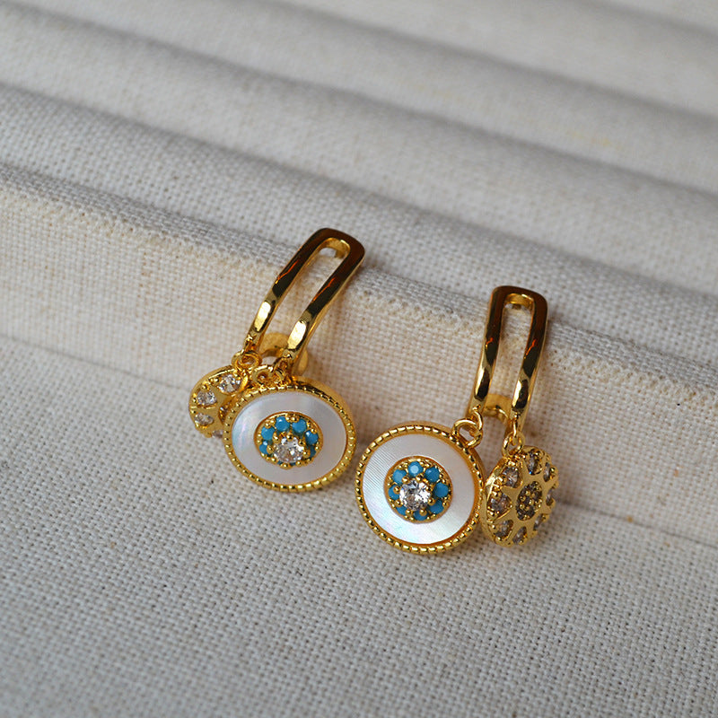 Romantic Silver Earring for Special Moments