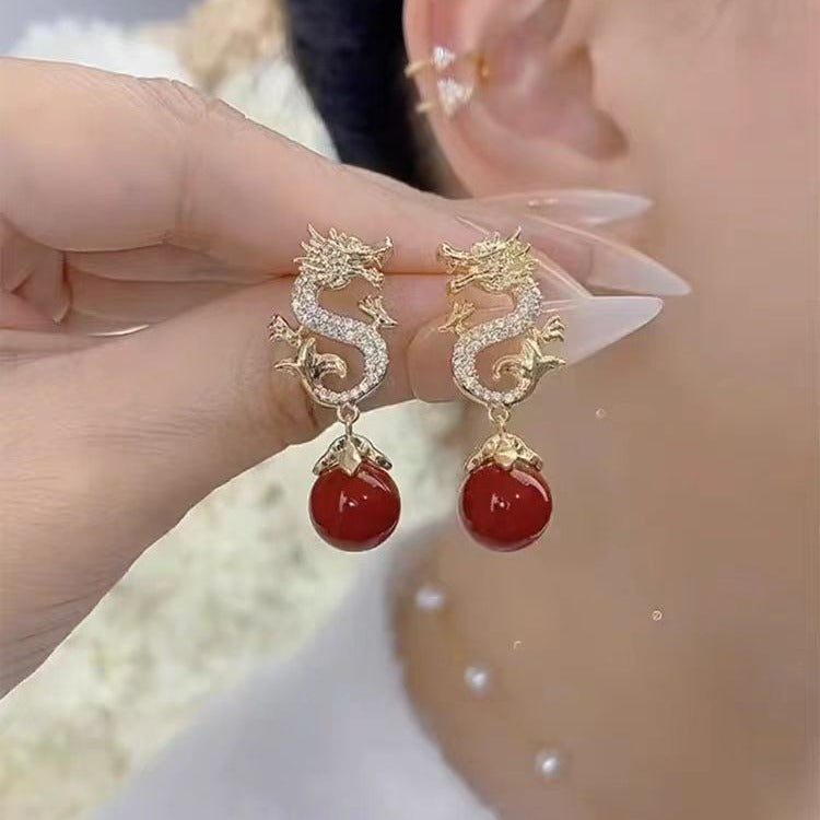 Beautiful Gold Earring with Unique Style
