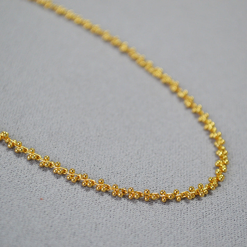 Romantic Gold Necklace for Special Moments