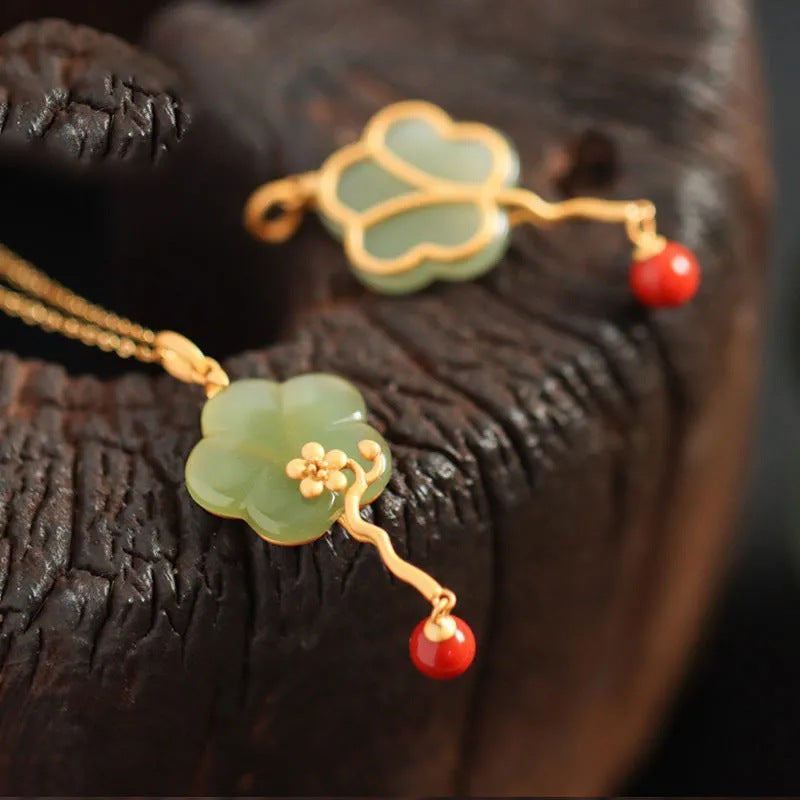 Elegant Gold Necklace for Every Occasion
