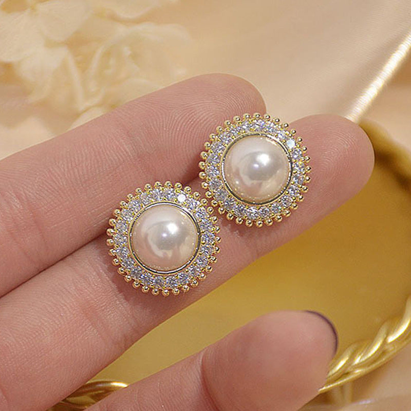 Elegant Pearl Earring for Every Occasion