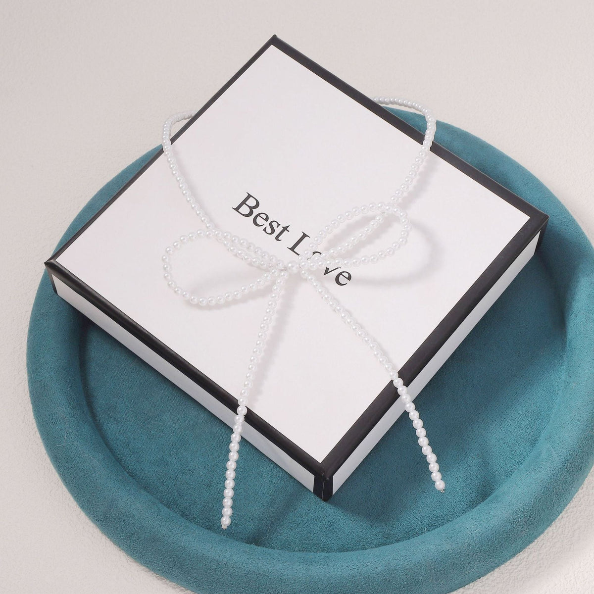 Elegant Pearl Necklace for Every Occasion
