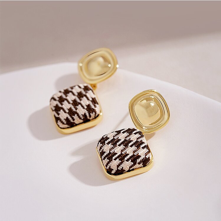 Vintage Handmade Earring
