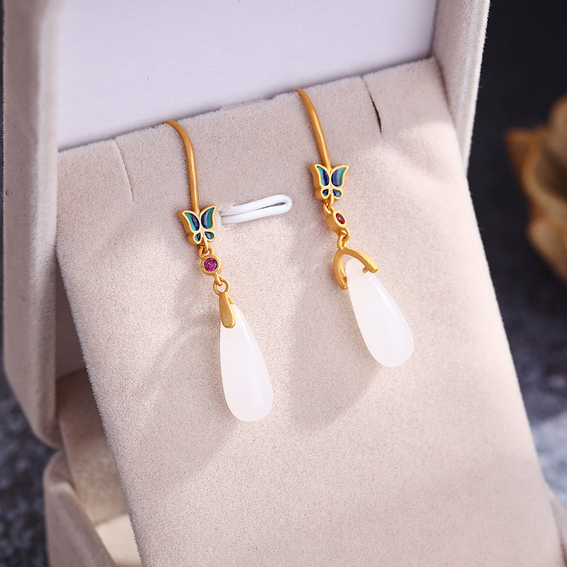 Romantic Gold Earring for Special Moments