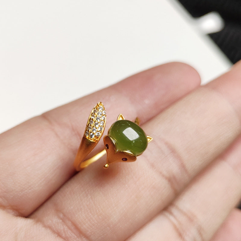 Classic Silver Ring with Timeless Appeal