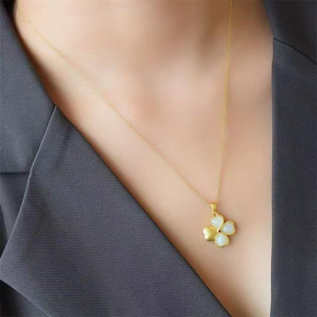 Charming Silver Necklace for Any Occasion
