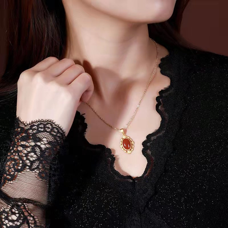 Stunning Gold Necklace for Daily Wear