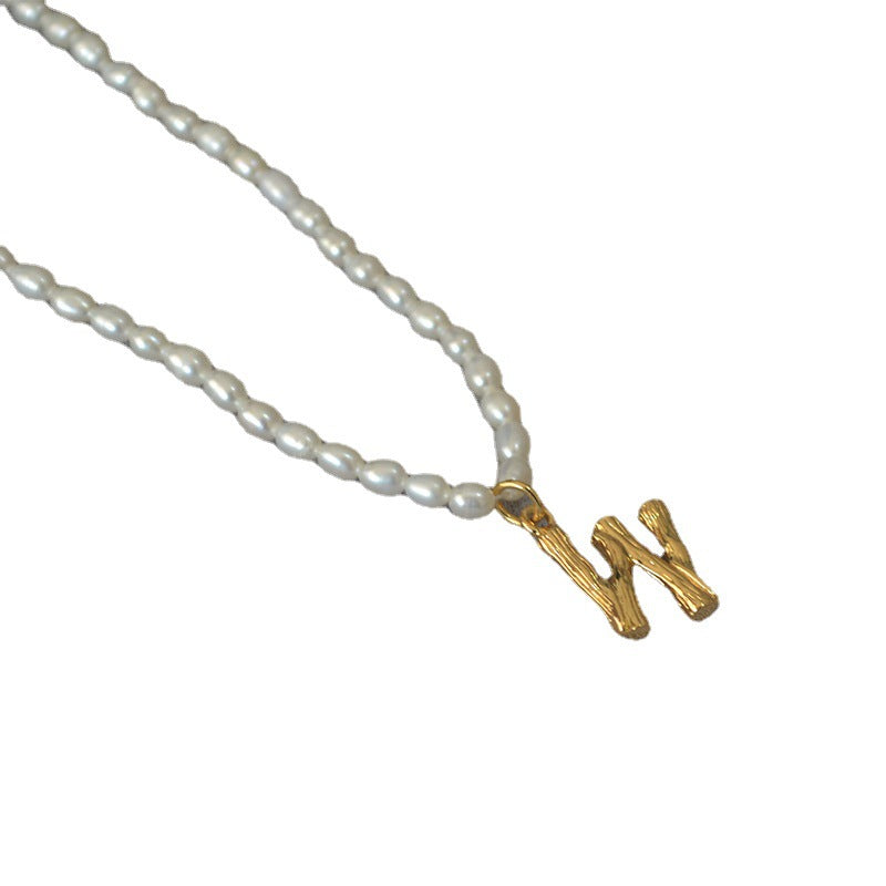 Romantic Pearl Necklace for Special Moments