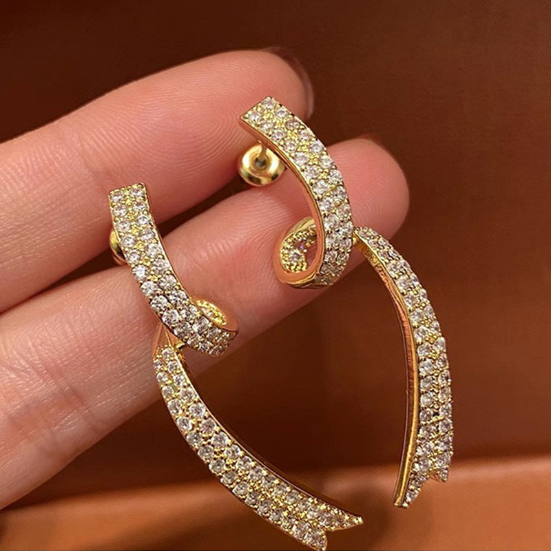 Vintage Handmade Gold Earring