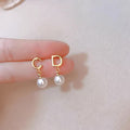 Romantic Pearl Earring for Special Moments