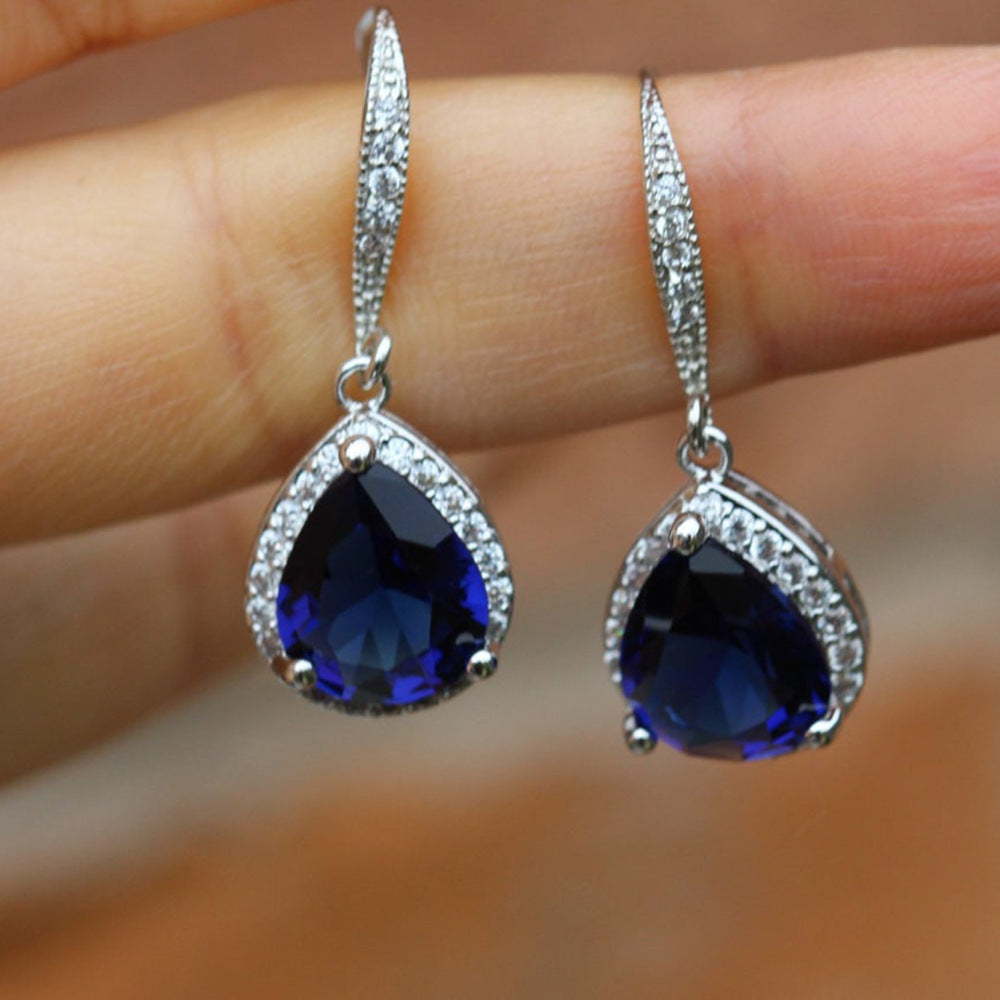 Charming Earring for Any Occasion