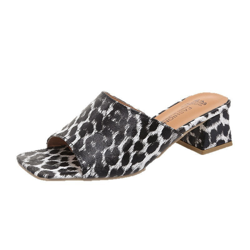 Graceful Orthopedic Shoes for Modern Look