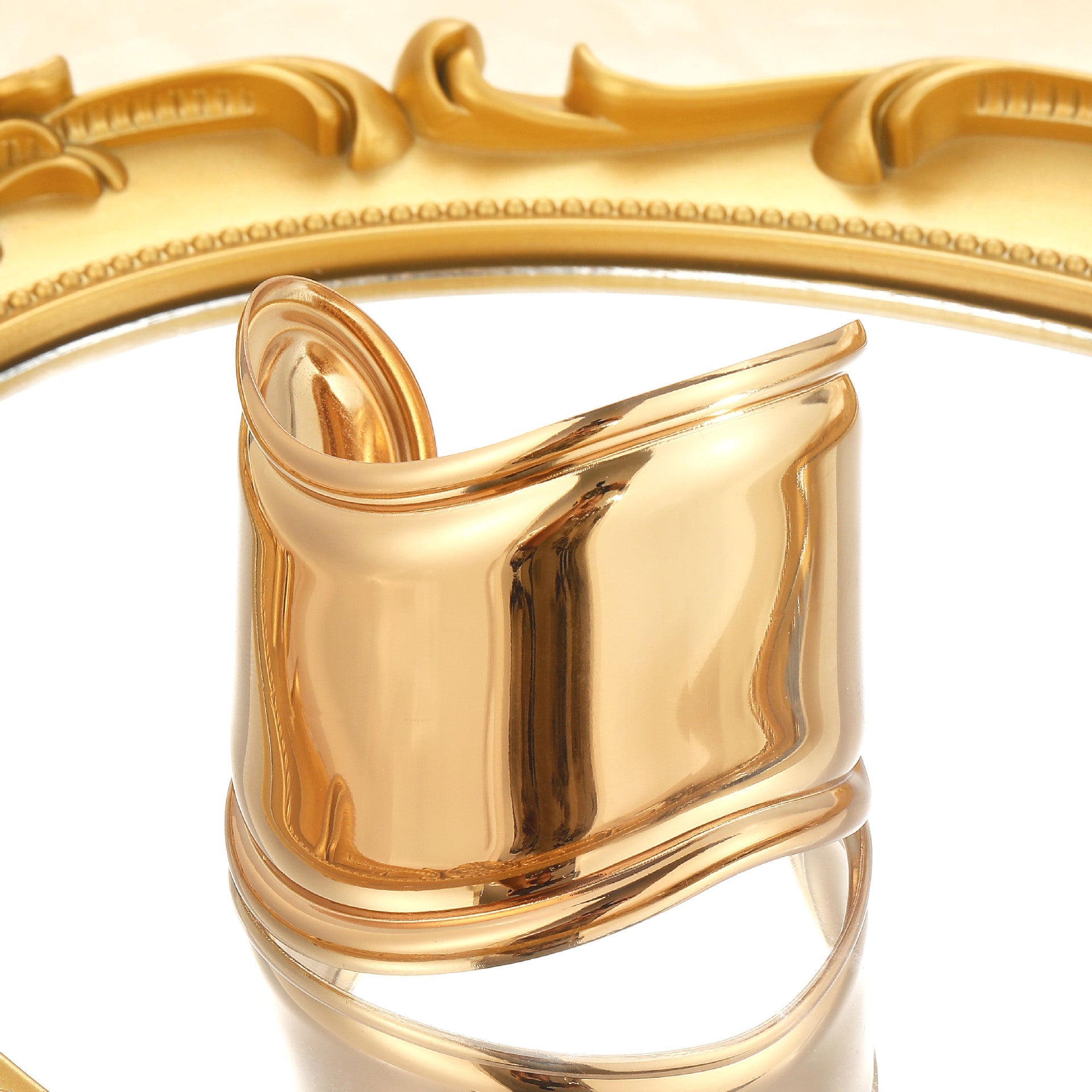 Elegant Piece for Every Occasion