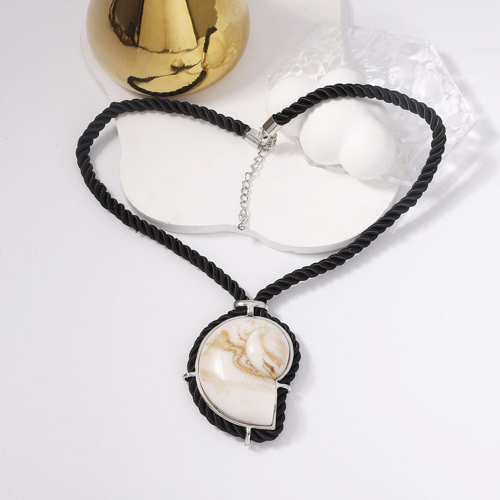 Charming Necklace for Any Occasion