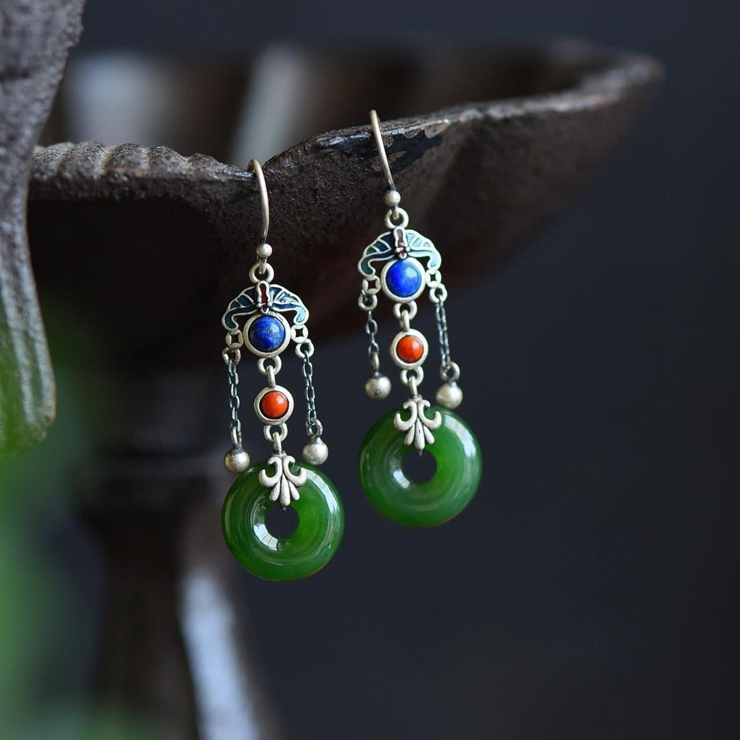 Elegant Silver Earring for Every Occasion