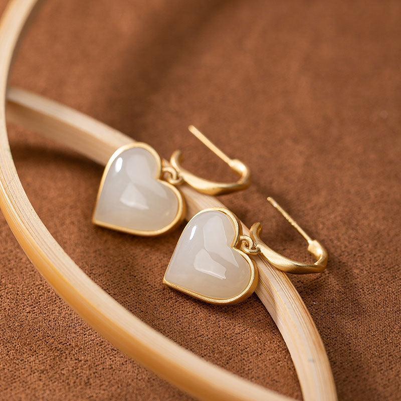 Elegant Silver Earring for Every Occasion