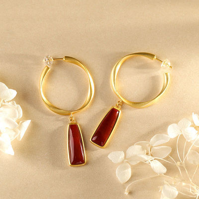 Romantic Silver Earring for Special Moments