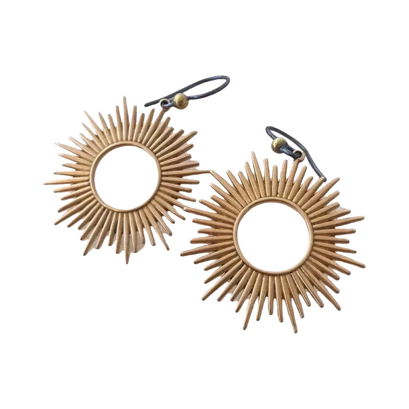 Charming Earring for Any Occasion