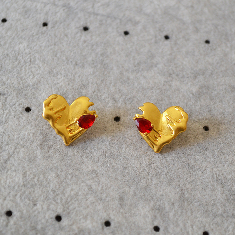 Vintage Handmade Gold Earring