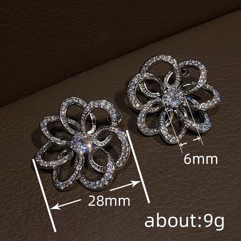 Elegant Earring for Every Occasion