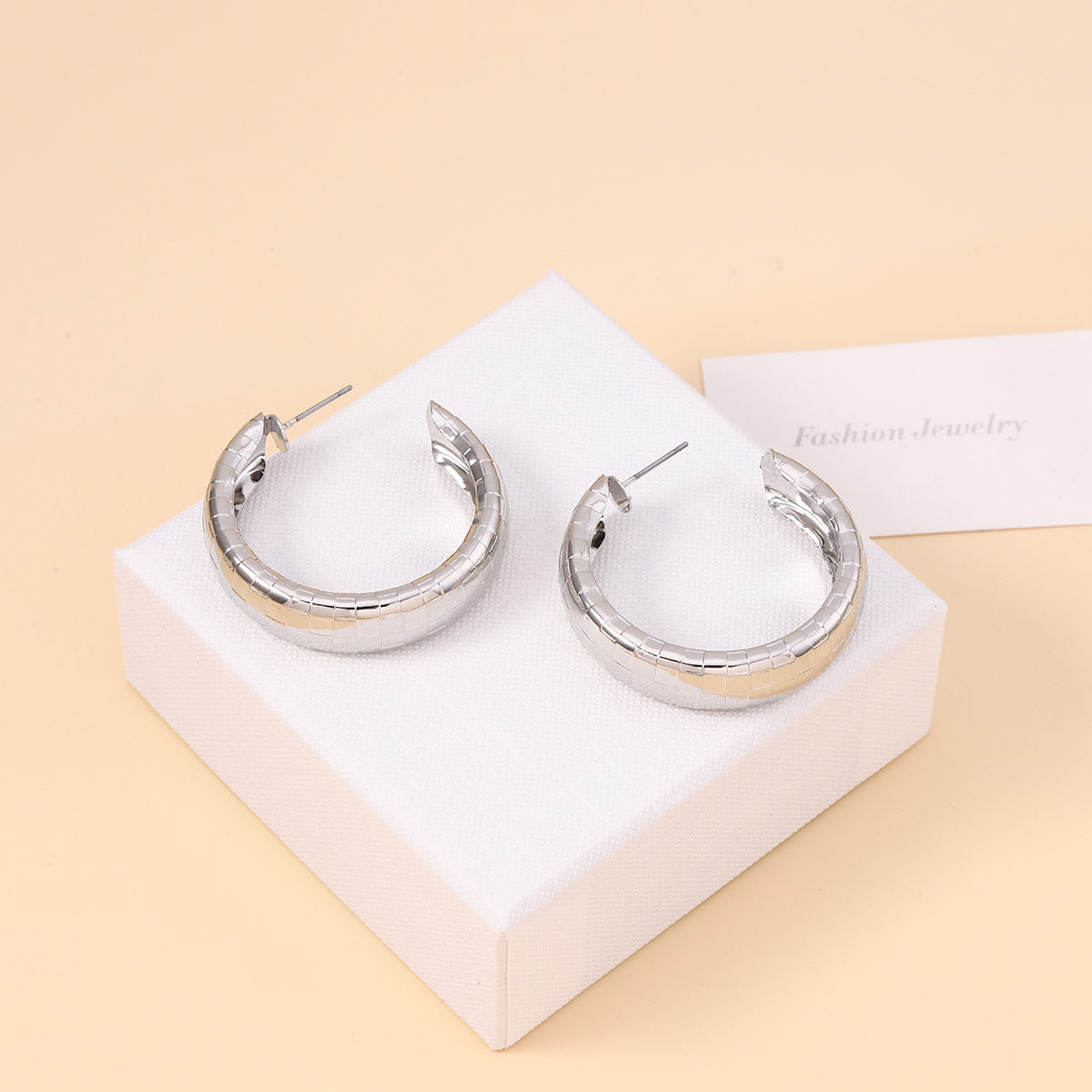 Romantic Earring for Special Moments