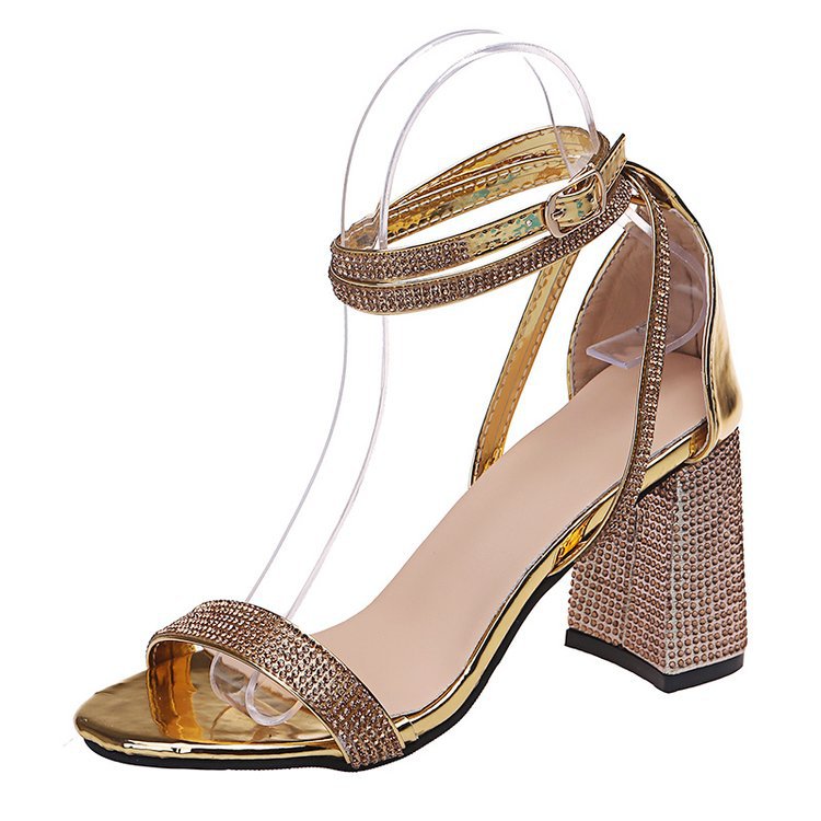 Graceful Orthopedic Sandals for Modern Look