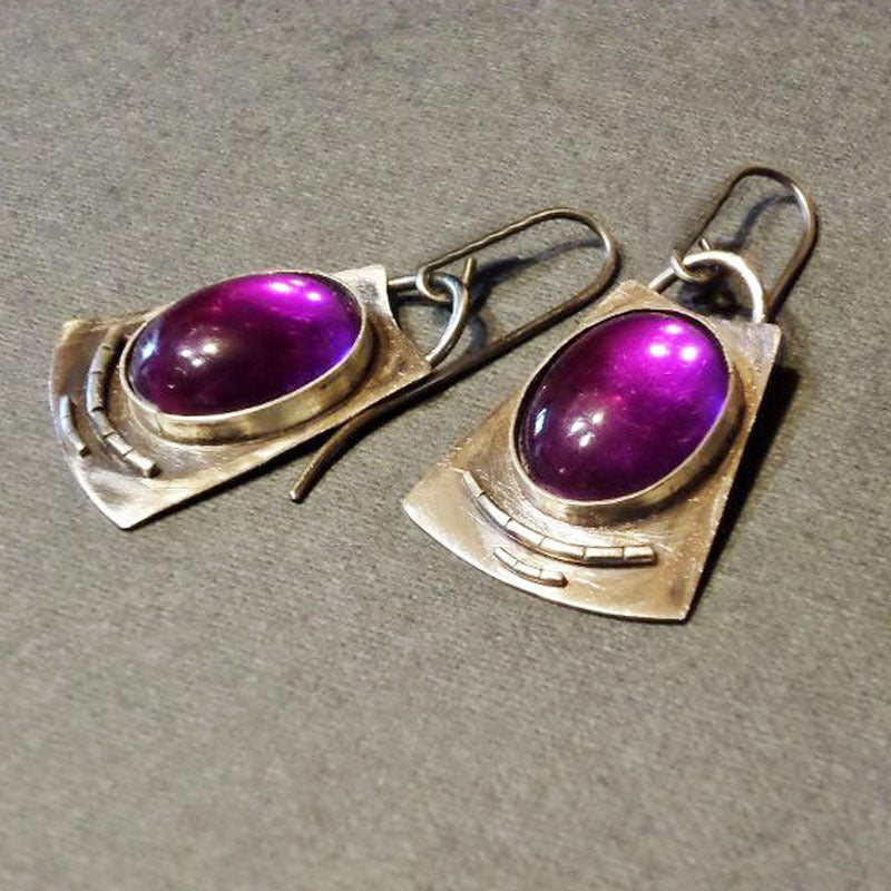 Romantic Silver Earring for Special Moments