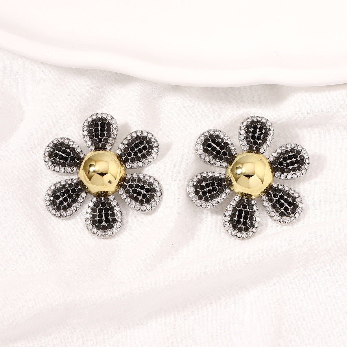 Romantic Earring for Special Moments