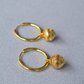 Charming Gold Earring for Any Occasion