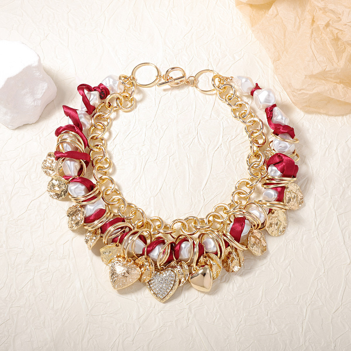 Romantic Pearl Necklace for Special Moments