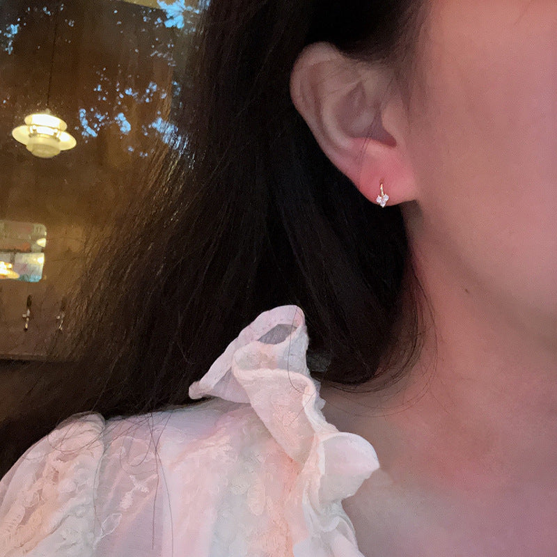 Classic Earring with Timeless Appeal