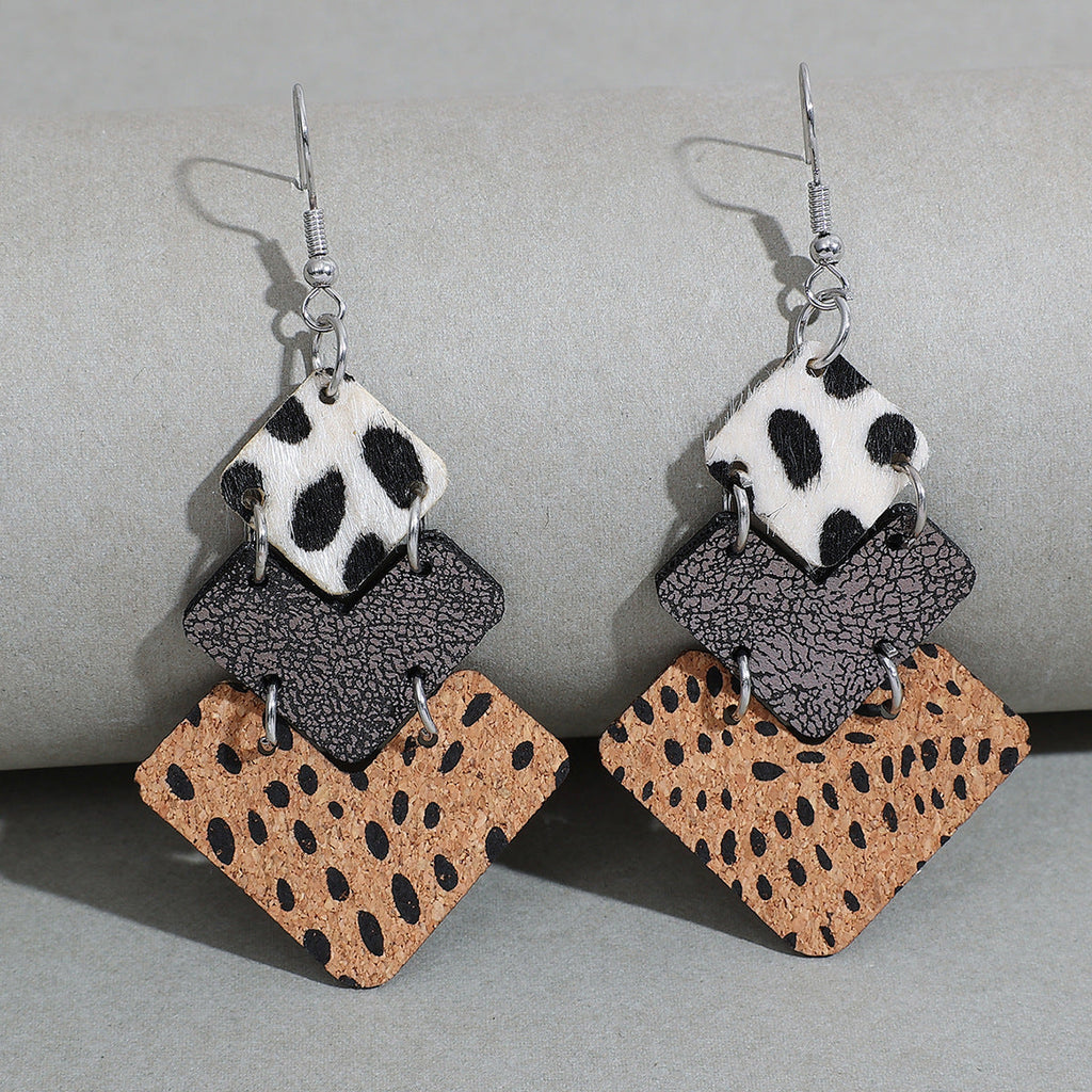 Charming Earring for Any Occasion