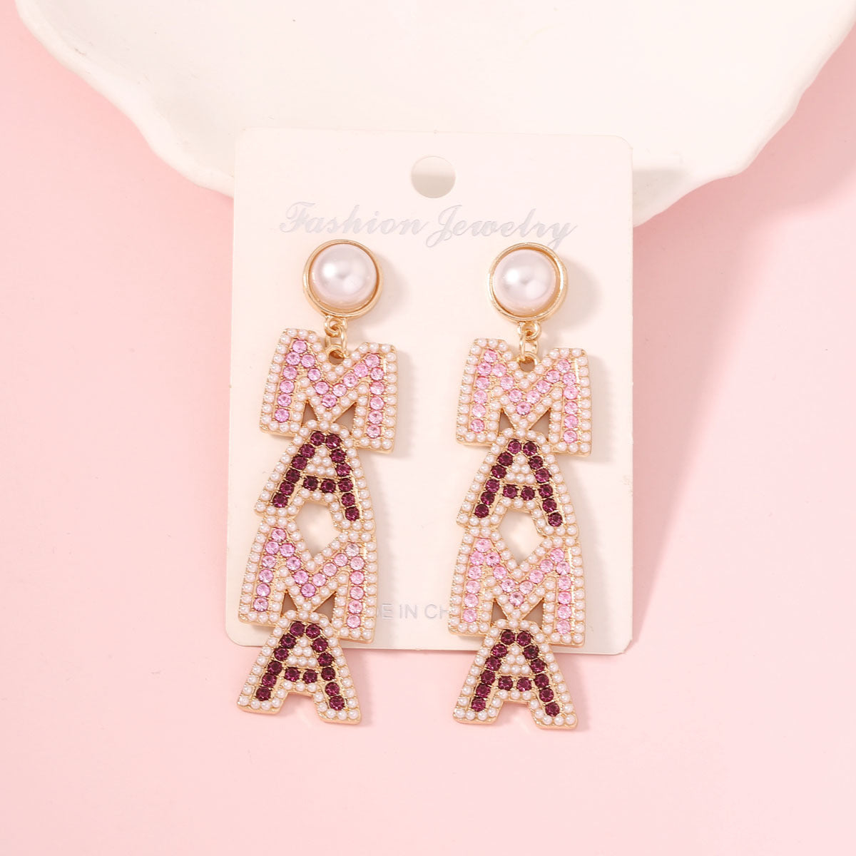 Classic Pearl Earring with Timeless Appeal