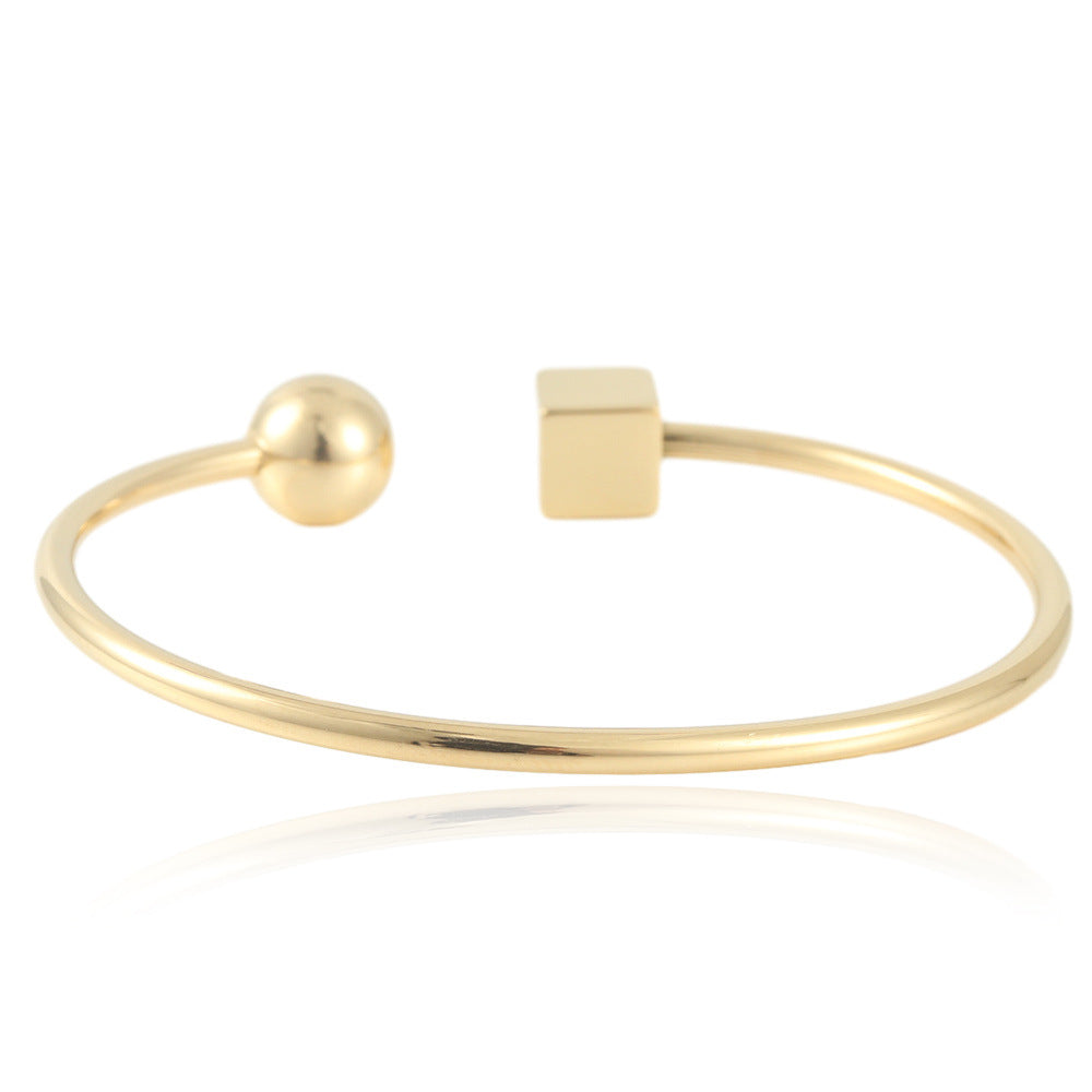 Charming Bracelet for Any Occasion