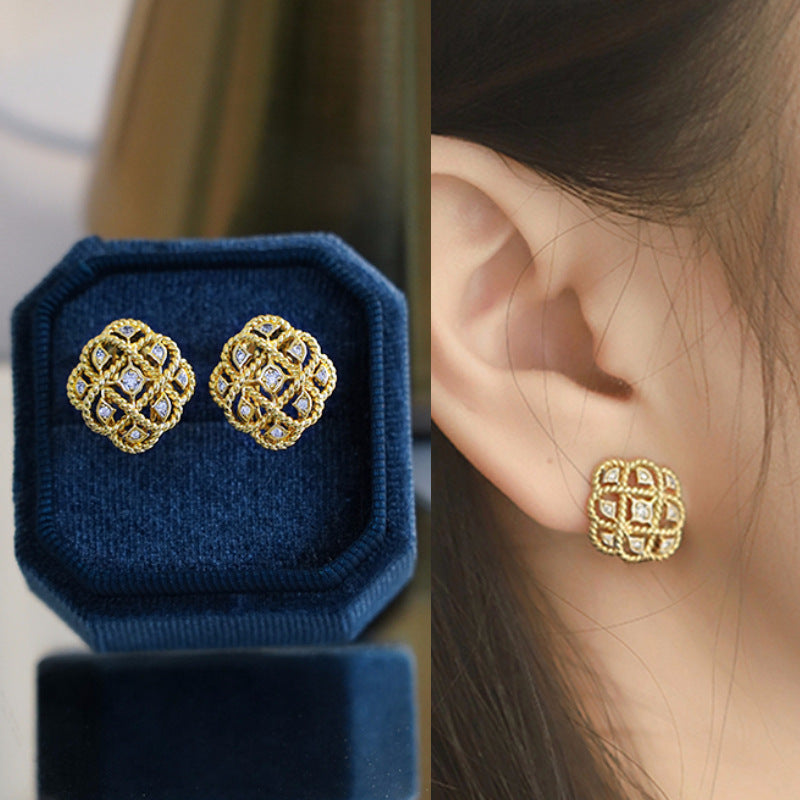 Elegant Earring for Every Occasion