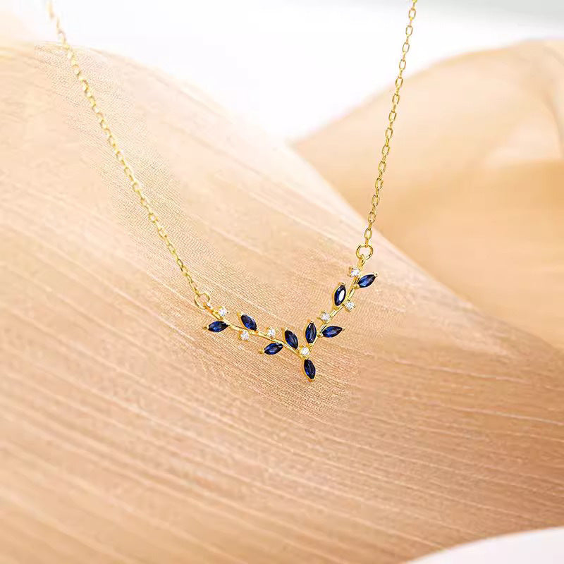 Classic Gold Necklace with Timeless Appeal