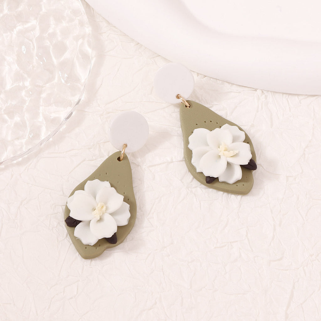 Romantic Earring for Special Moments