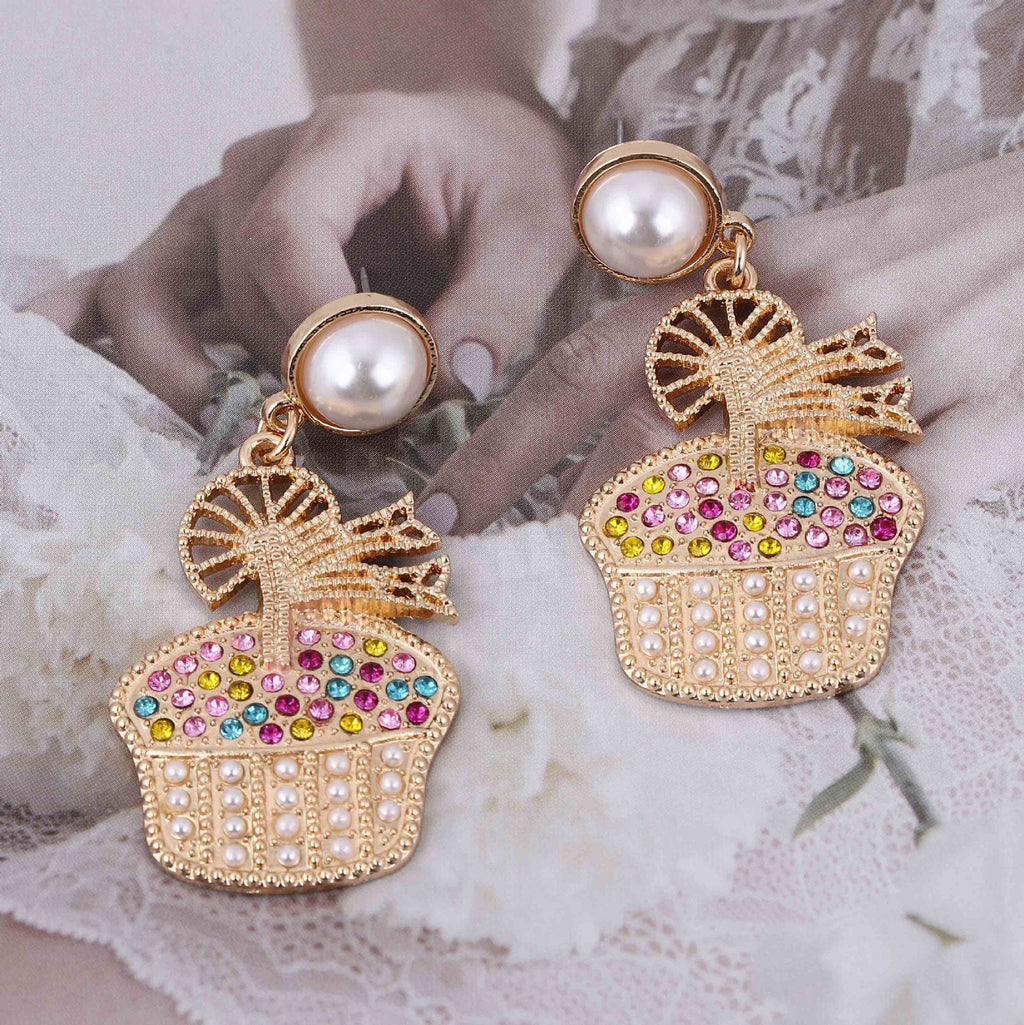 Classic Pearl Earring with Timeless Appeal