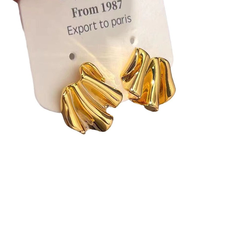 Romantic Earring for Special Moments