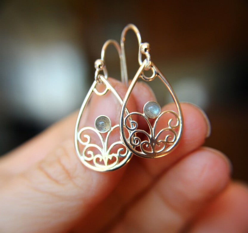 Beautiful Earring with Unique Style