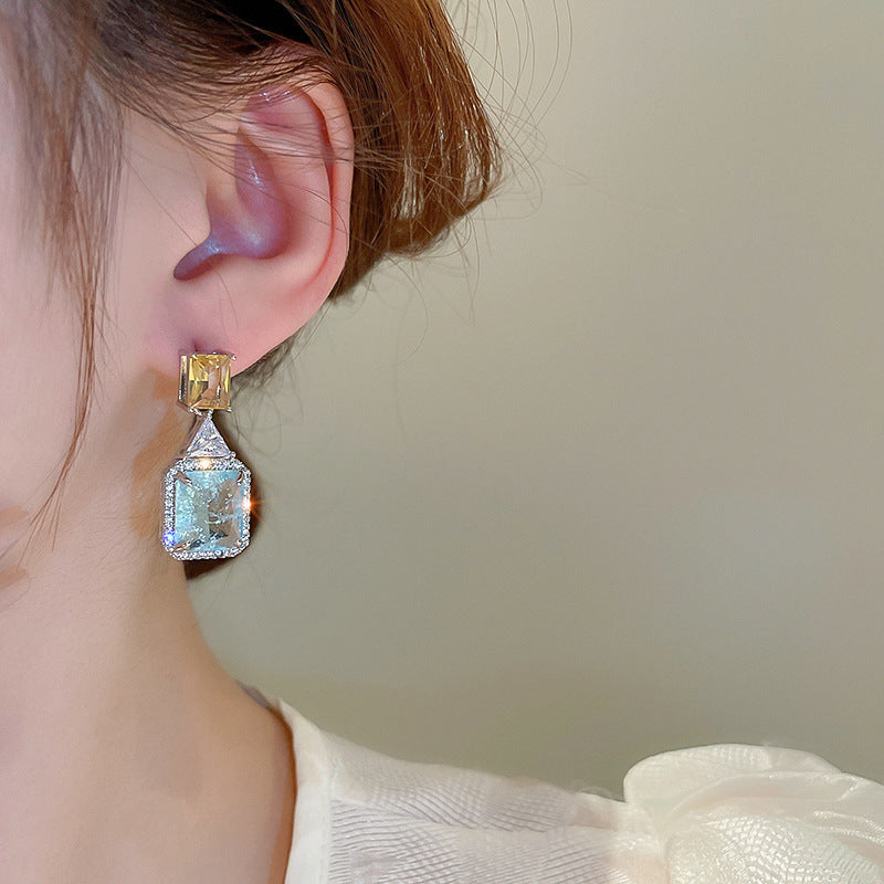 Romantic Earring for Special Moments
