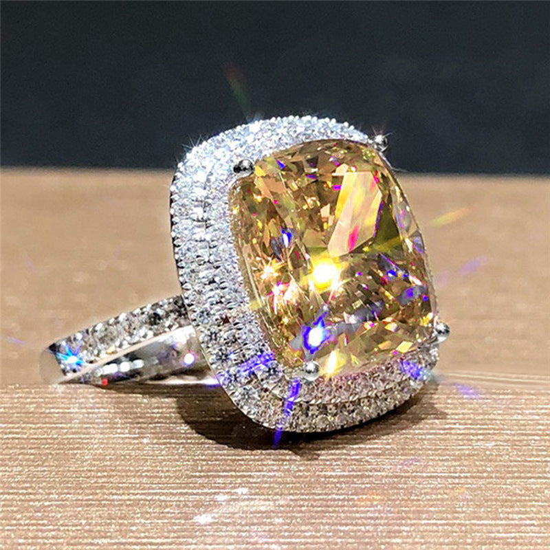 Beautiful Ring with Unique Style